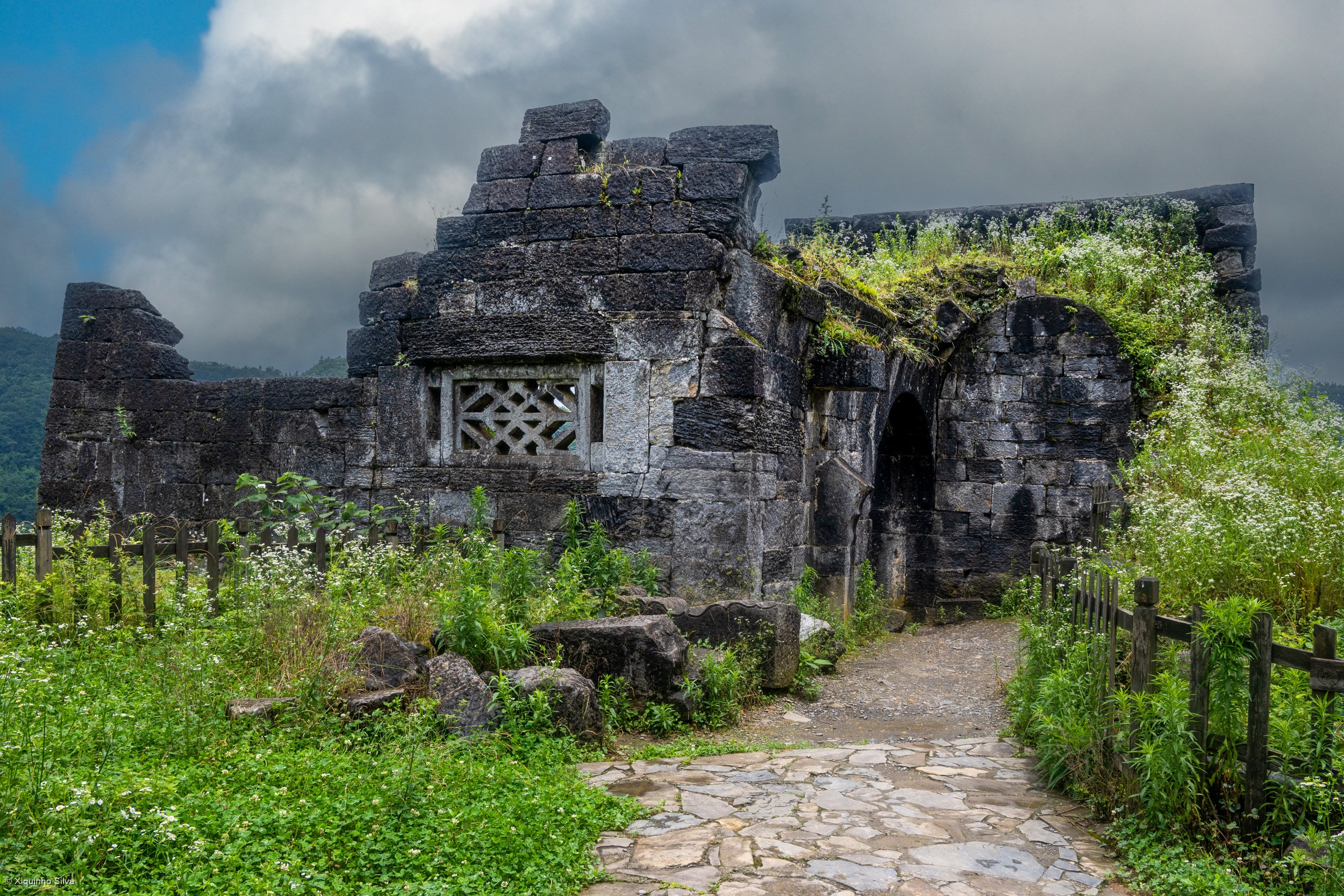 Hailongtun Tusi Fortress