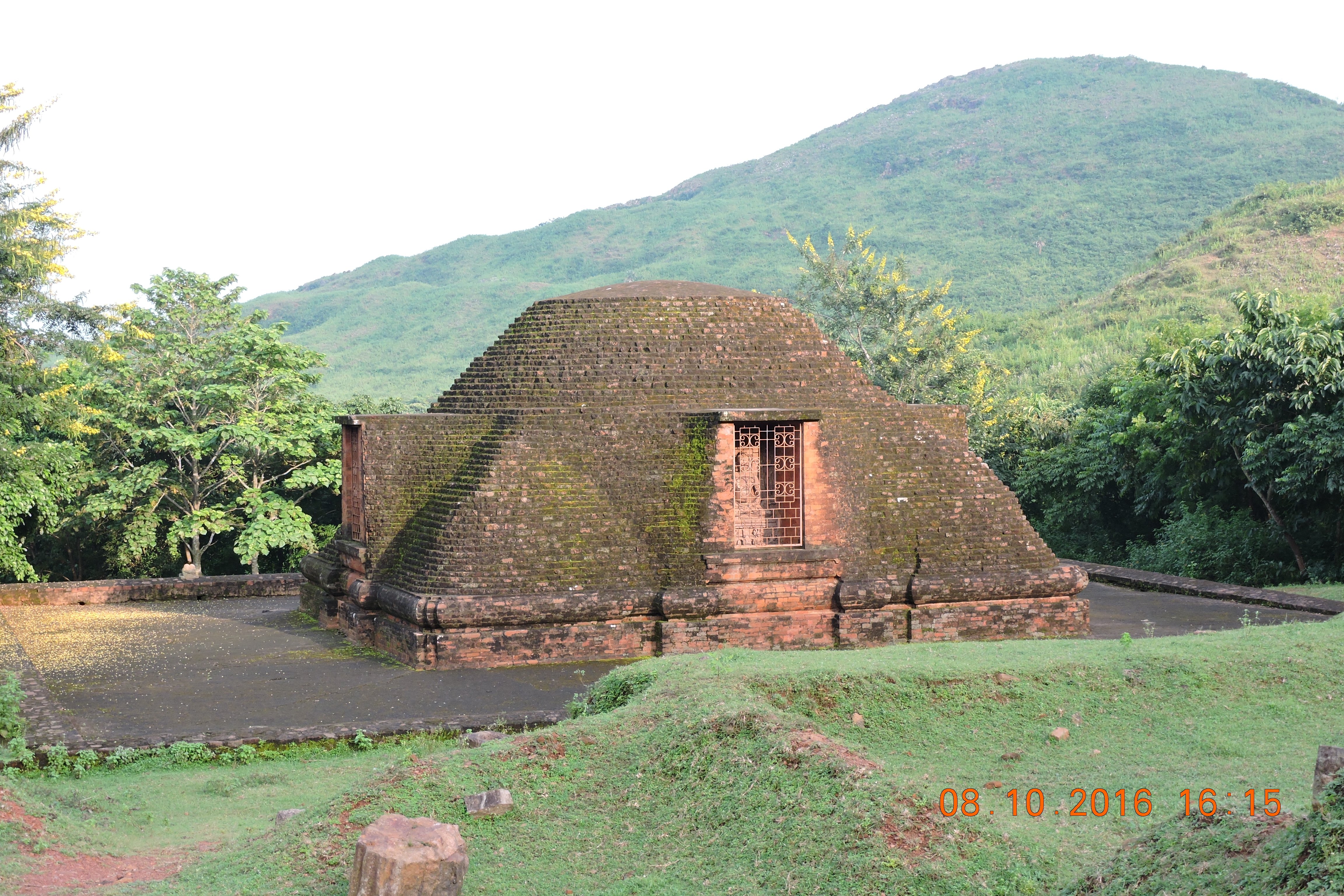 Ratnagiri, Lalitgiri and Udayagiri