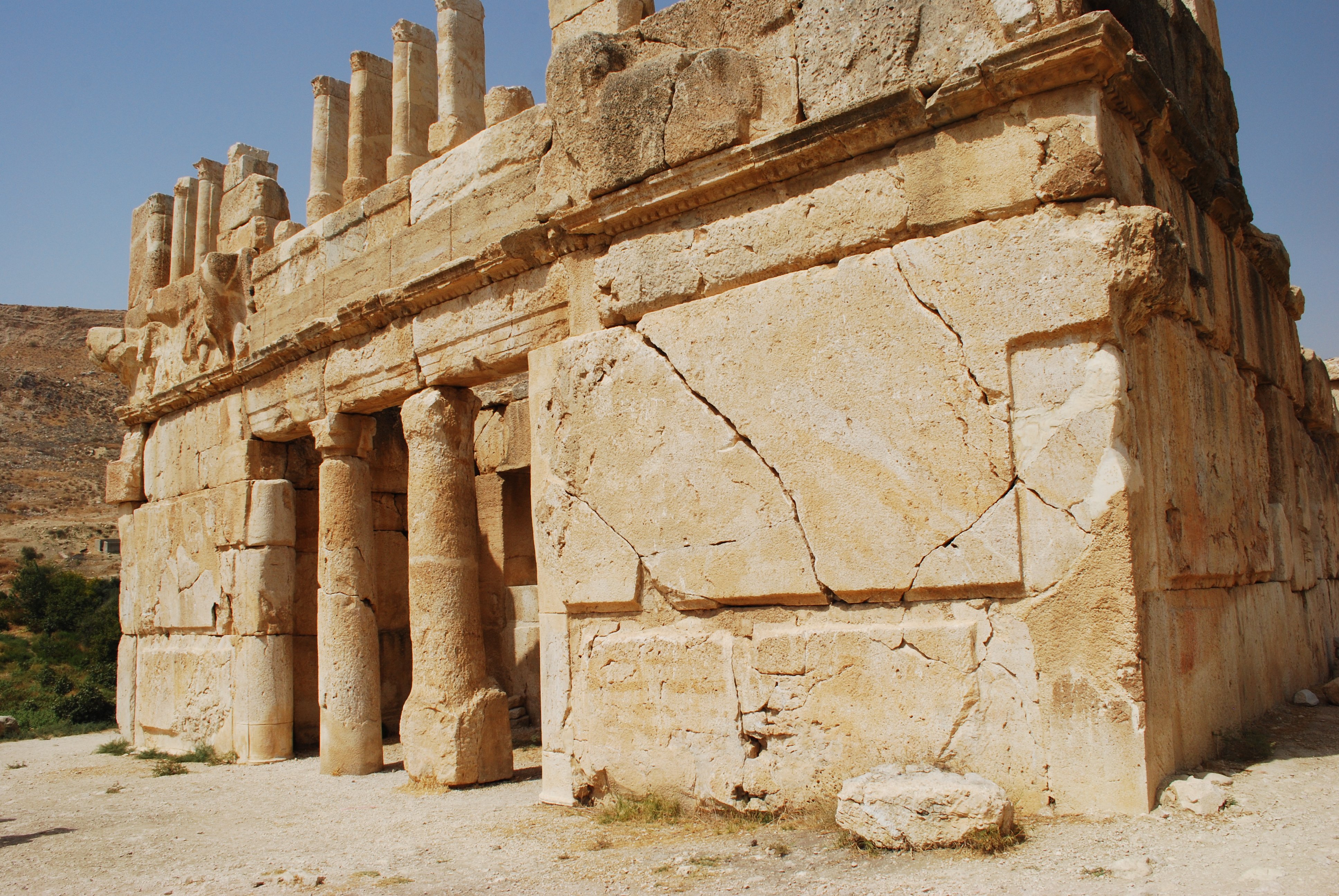Iraq al-Amir