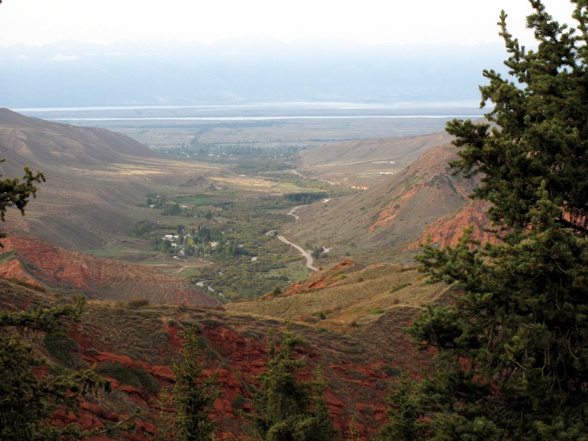 Jeti-Oguz Valley