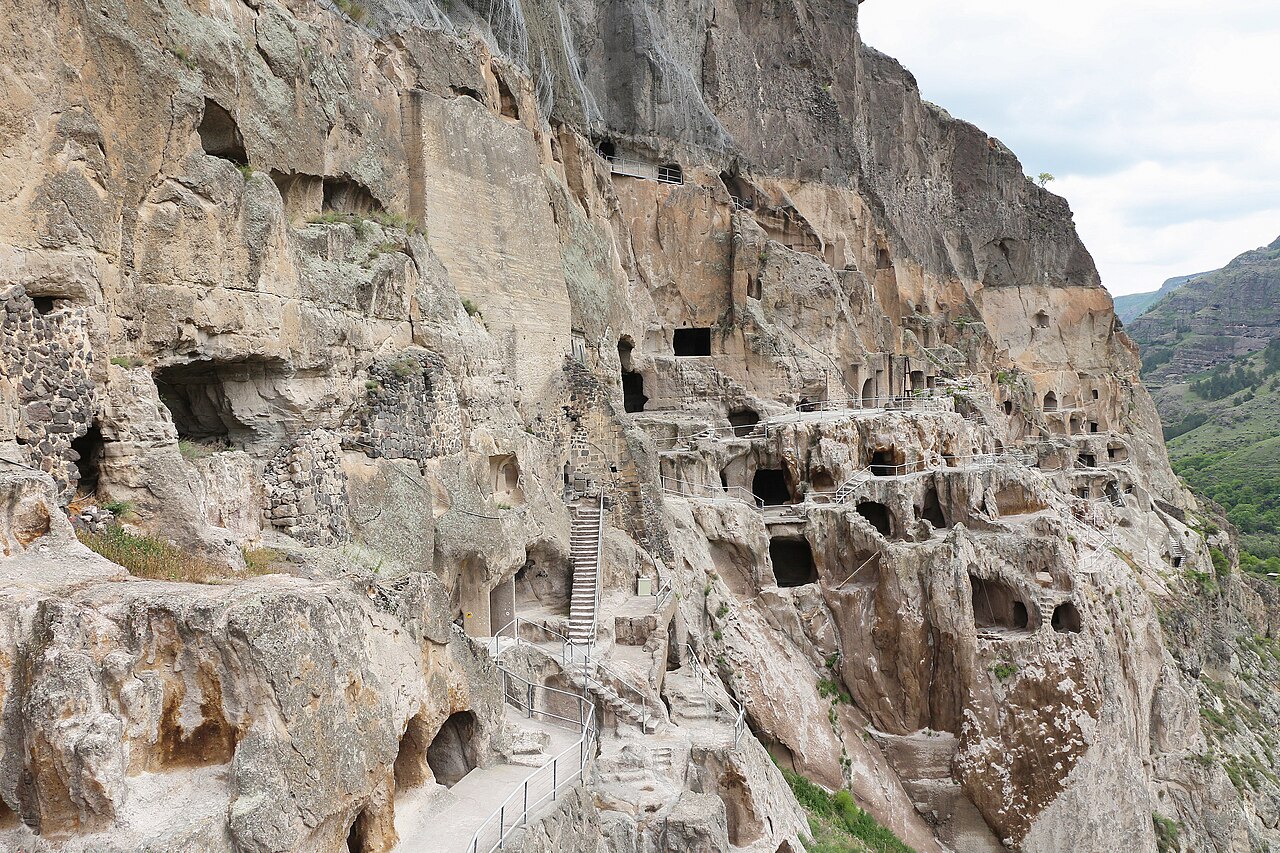 Vardzia