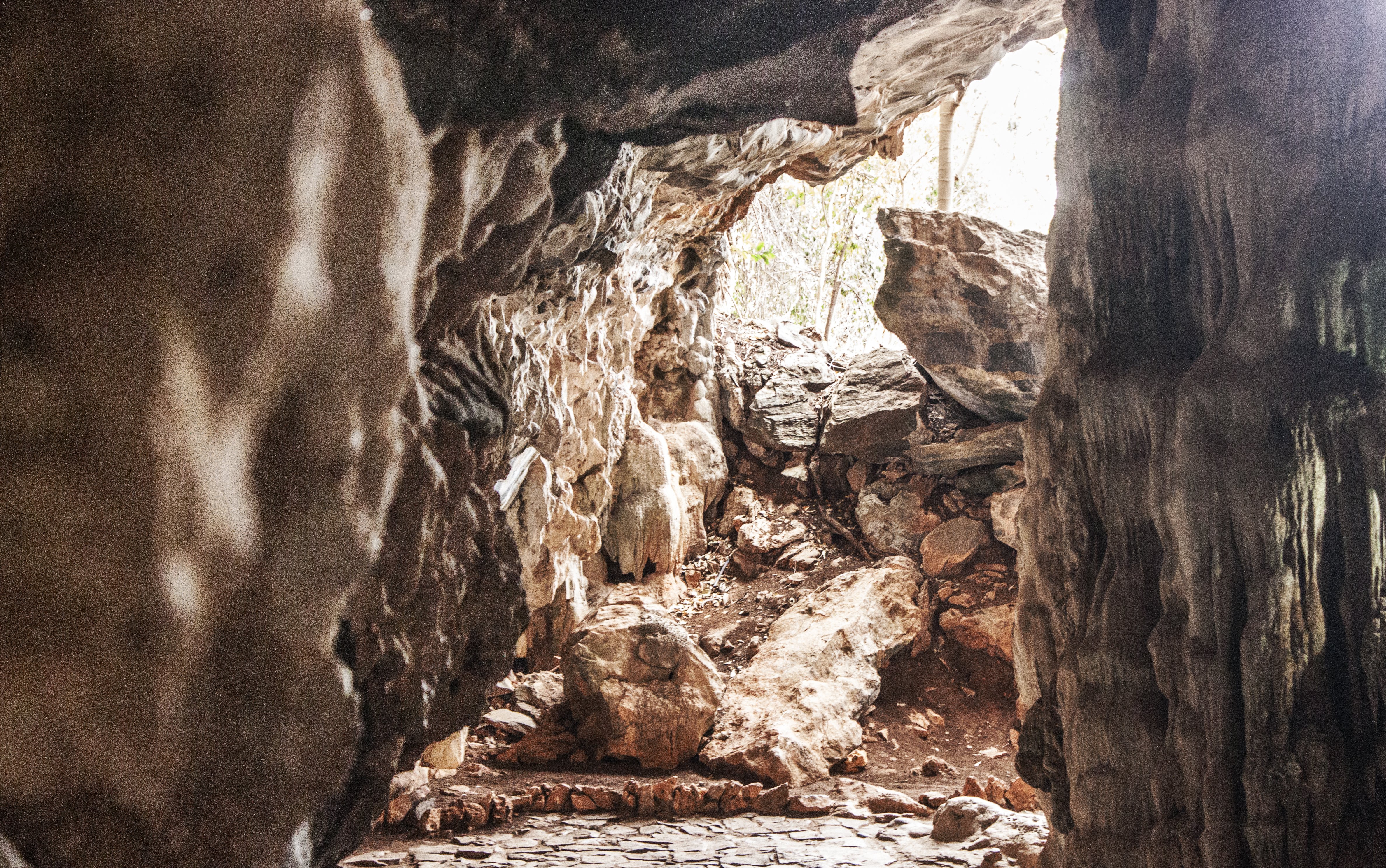 Maquiné Cave